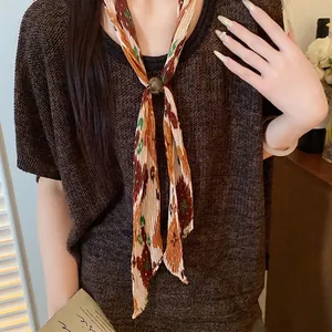 Elegante geplooide bedrukte sjaalketting in Koreaanse stijl met kraalschuiver