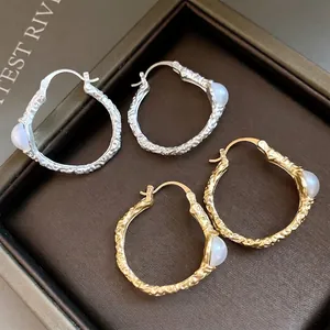 Vintage strukturierte Perlenohrringe in Gold und Silber, französischer Luxusstil