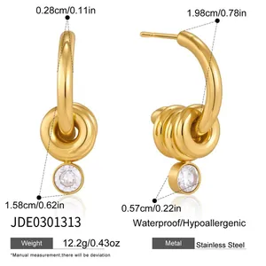 Boucles d'oreilles créoles en acier inoxydable en forme de C avec zircon et texture
