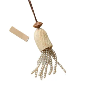 Collier vintage néo-chinois avec pendentif en noix naturelle et glands de perles