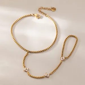 Bracelet bague élégant en acier inoxydable doré 18 carats avec trèfles en zircon