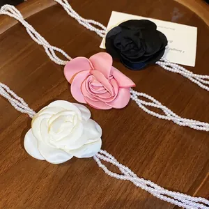 Franse Vintage Satijnen Bloem Meerlaagse Kunstparel Ketting Zoete Camelia Choker Elegante Legering Sieraden Voor Vrouwen Cadeau