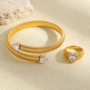 Edelstahl Herz Zirkonia Ring Tubogas Gestreifte Spirale Manschette Armband Vergoldet Vintage Nische Schmuck Für Damen