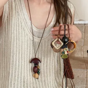 Handgemaakte Houten Noot Schil Hanger Ketting Voor Dames Nieuwe Chinese Stijl Kunst Retro Geweven Lange Trui Ketting Geometrische Etnische Sieraden