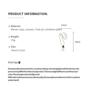 Spécifications de taille et de matériau pour le collier à pampilles et perles céramiques.
