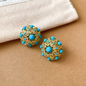 Boucles d'oreilles boules vintage plaquées or 18 carats avec perles turquoise filigranes