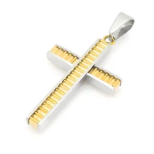 Colgante de cruz bicolor en acero de titanio con textura de ranuras verticales única