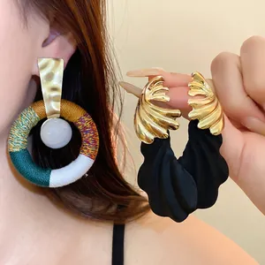 Übertriebene Individuelle Kupfer Harz Baumwollseil Runde Anhänger Ohrringe Mit Silber Ohrringpfosten Vintage Design Gewebte Hängeohrringe Für Damen Mode Schmuck