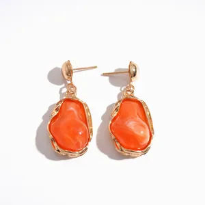 Vintage gold metal and orange marbled resin irregular geometric stud earrings for women