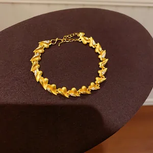 Elegantes 24k vergoldetes Herz-Gliederkette Armband mit funkelnden Zirkonia-Akzenten
