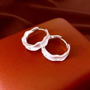 Pendientes de Aro Redondos Arrugados Pendientes Sencillos de Cobre Cepillado Con Poste de Plata Joyas de Moda Minimalistas Para Mujer Diario