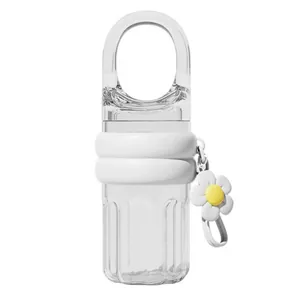 Portable minimalist transparent water cup with ring handle and flower charm