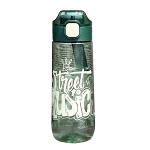 Moderna botella de agua deportiva de plástico traslúcido verde oscuro con diseño Street Music