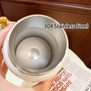 Close-up of SUS 304 stainless steel interior material of insulated cup