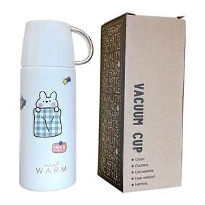 Süße weiße Edelstahl-Isolierflasche mit Hasenmotiv und umweltfreundlicher Verpackung.