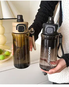 Robuste Sport-Wasserflaschen aus Kunststoff mit Doppeltrinkdeckel und Trageschlaufen