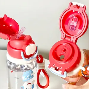 Gourde portable en Tritan rouge avec double bec et paille pour les élèves de école