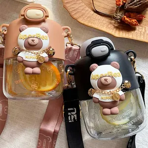 Botella de Agua Tritan Oso Tridimensional de Moda Con Pajita y Correa Gran Capacidad Antigoteo Portátil Vaso para Niños