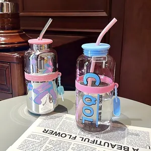 Tasse en Verre Miroir Moderne Avec Paille Grande Capacité Bouteille d'Eau en Verre Borosilicaté Résistant à la Chaleur Avec Manchon en Silicone Pour Bureau Maison
