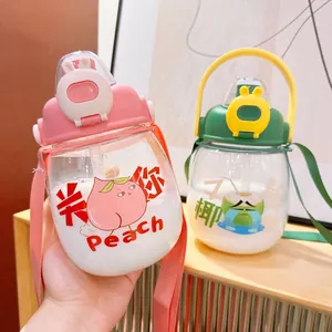 Niedliche Hasen-Stroh-Wasserflaschen mit tragbaren Riemen und süßem Bauch-Design