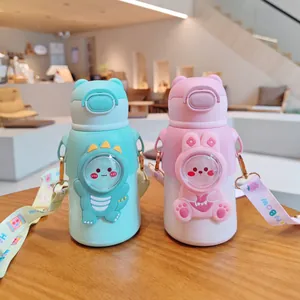 Dos lindas botellas térmicas de acero inoxidable para niños con motivos infantiles