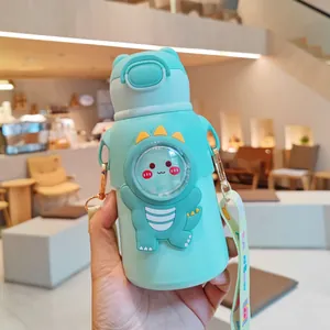 Botella térmica dinosaurio verde menta para niños con correa de arcoíris y pajita detallada