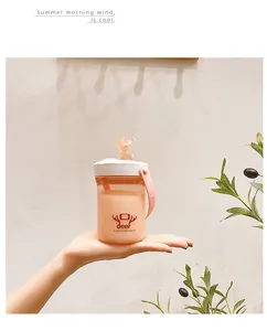 Portable minimalist pink deer plastic water bottle with handle for students and outdoor use