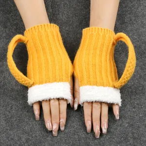 Creative 3D Beer Mug Knit Half Finger Gloves For Men Women Winter Warm Plush Mittens For Oktoberfest Party Festival Gift