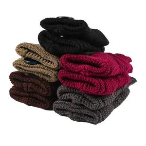 Gants sans doigts tricotés d'hiver avec détail de bouton décoratif en plusieurs couleurs