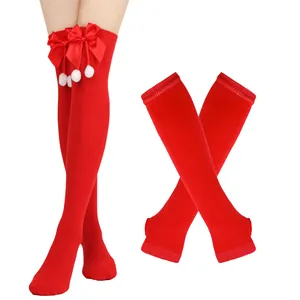 Festliche rote Weihnachts-Overknee-Strümpfe mit Schleifen und passenden Armstulpen-Set