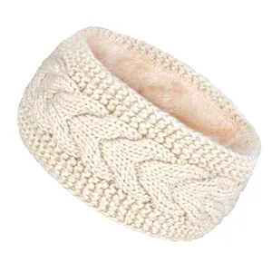 Diadema de punto trenzado con forro polar crema para calor y protección auditiva