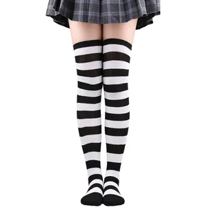Classiche calze autoreggenti a righe bianche e nere per abbigliamento cosplay Halloween