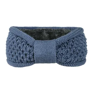Détail du bandeau tricoté d'hiver chaud avec doublure polaire douce et nœud élégant