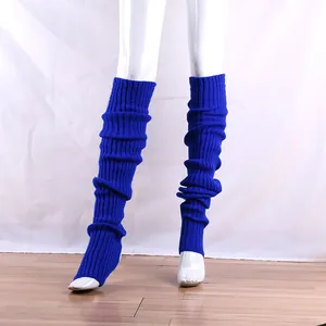 Texture détaillée des jambières en maille côtelée bleu vif de 81 cm pour le yoga et la chaleur