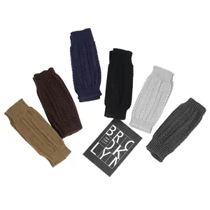 Mehrfarbige fingerlose Armstulpen mit Zopfmuster für Herren und Damen im Winter