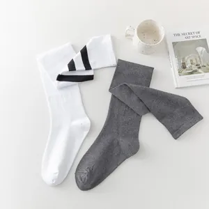 Chaussettes au-dessus du genou blanches et grises, en coton élastique pour l'hiver