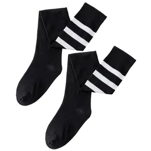 Chaussettes montantes grandes tailles en coton noir avec trois rayures blanches sport