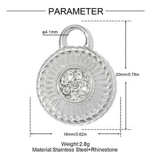 Macro view of stainless steel rhinestone pendant with size and weight parameters