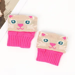 Jambières tricotées avec chat mignon et bord côte rose vif en laine douce et confortable