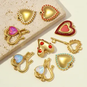Assortiment de breloques en acier inoxydable en forme de cœur et de clé pour bijoux DIY