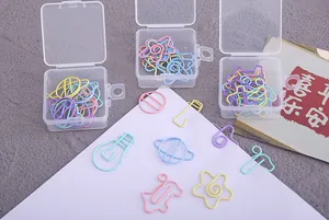 Graffette creative in colori macaron in varie forme con scatole trasparenti.