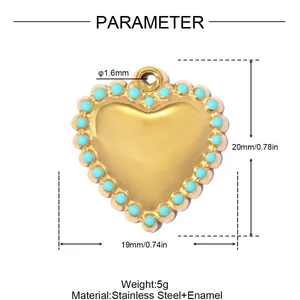 Dimensions détaillées du pendentif cœur en acier inoxydable avec perles en émail turquoise.