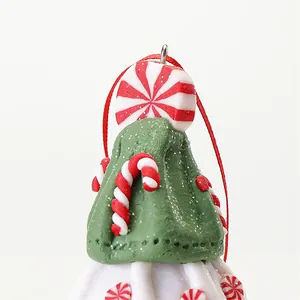 Addobbo per albero di Natale in argilla polimerica con dettagli di canna di zucchero