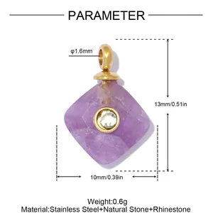 Detail van amethist ruit hanger met roestvrijstalen afmetingen en strass steentje