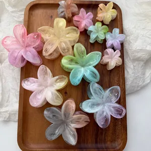 Gradiënt Plumeria Haarklem Elegante Gelei Textuur Bloemblad Shark Clip Voor Vrouwen Vakantie Haarstyling Accessoire