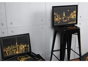 Set di quadri da grattare Bright City con paesaggi urbani dorati su sfondo nero