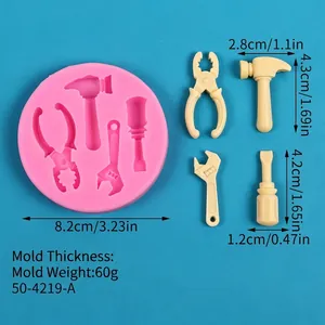 Mesures détaillées du moule en silicone en forme d'outil pour fondant et chocolat