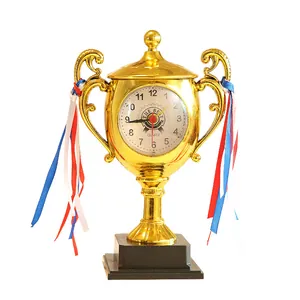 Creative golden trophy-shaped quartz alarm clock for students and kids bedside gift