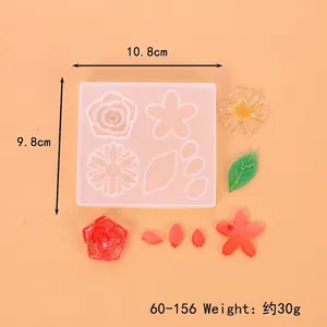 Detalle del molde de silicona para flores de resina con dimensiones 10,8x9,8cm