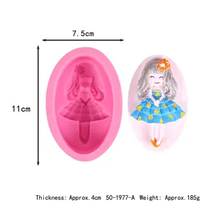Vue détaillée du moule en silicone fille 3D avec dimensions et spécifications de poids de 185g